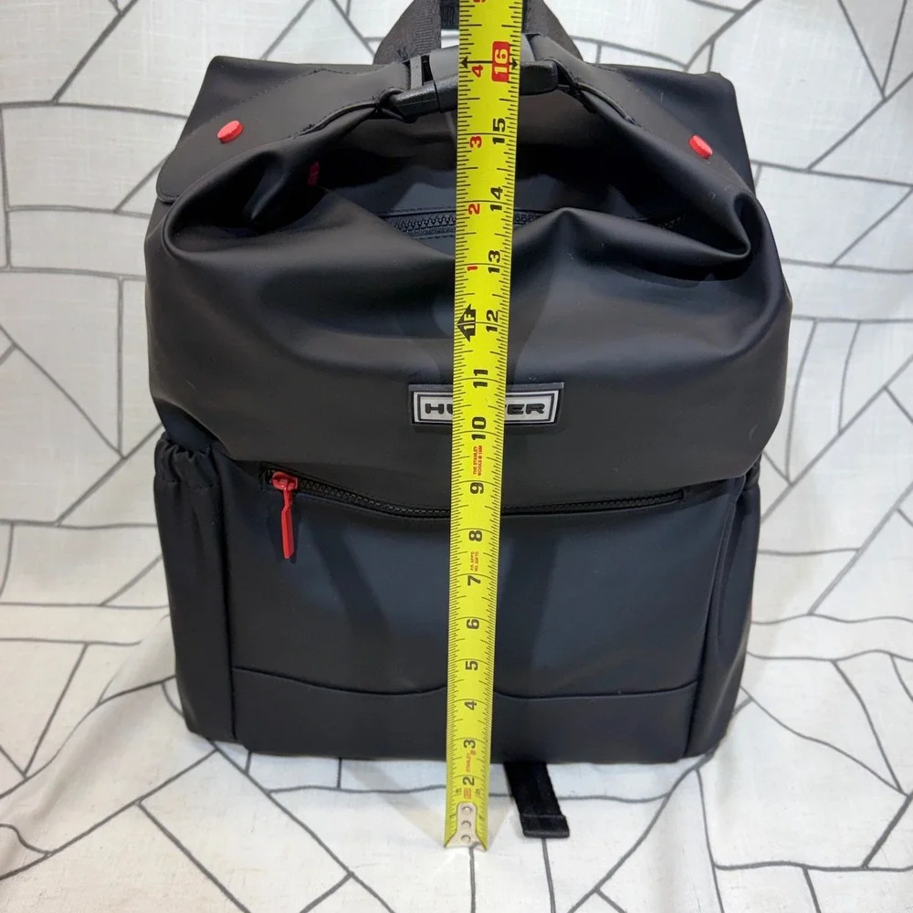 Hunter Original Topclip Backpack NWT One Size Black Rubberized Water Resistant‎